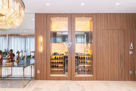 2_photo/94dce38f73.c5064025be131b53-ATLAS-04c49b94-a930-4e0f-93e7-e1dfbb0a7417.jpg de apartamento à venda com 4 quartos, 385m² em Batel, Curitiba