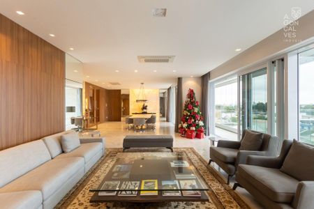 10_photo/94dce38f73.e81684f4ad5226f4-ATLAS-3d98fce7-e367-4aa5-818d-abd510cf236a.jpg de apartamento para alugar com 4 quartos, 385m² em Batel, Curitiba