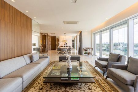 6_photo/94dce38f73.eeecff7ba3eeed4f-ATLAS-cd8b5b39-cad3-4bef-acb2-058ad2f60152.jpg de apartamento para alugar com 4 quartos, 385m² em Batel, Curitiba