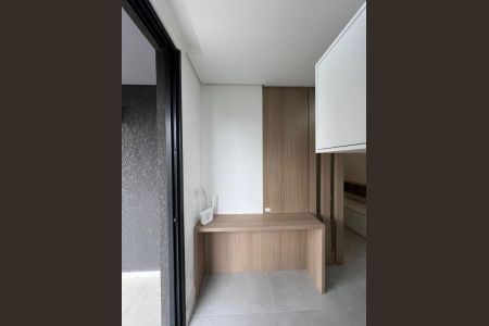 11_photo/94dce38f97.f861ecc718bdcbd7-ATLAS-f8b0c7a2-e498-404d-b683-703c07bb3c56.jpg de apartamento à venda com 1 quarto, 31m² em Batel, Curitiba