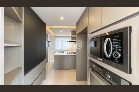 4_photo/94dce38f99.29f5f0538e320486-ATLAS-2be8f5ee-5b5e-47a1-bde2-b300f8ad468d.jpg de apartamento para alugar com 2 quartos, 257m² em Batel, Curitiba