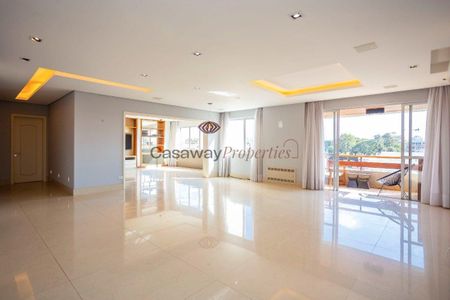 5_photo/94dce38f99.50e6e106a6ab08b9-ATLAS-2cfebb74-e4ca-4528-98b7-b5ab2c580faf.jpg de apartamento para alugar com 2 quartos, 256m² em Batel, Curitiba