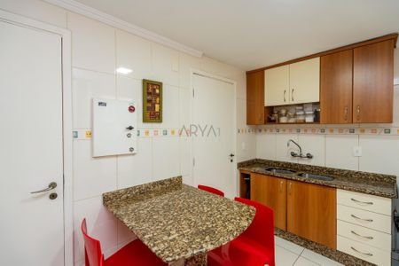 9_photo/94dce38f9f.7062fb2debc44490-ATLAS-fa0560d2-54dd-4133-85ce-aa4fa61c3ccc.jpg de apartamento à venda com 3 quartos, 106m² em Batel, Curitiba