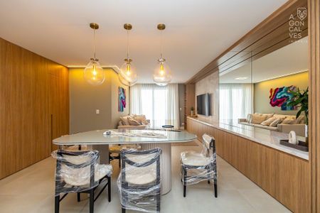 18_photo/94dce390a5.1e3d1c25c5091f03-ATLAS-ca69eaa9-7fa8-4085-a4e7-5b53c67423e2.jpg de apartamento à venda com 3 quartos, 128m² em Seminário, Curitiba