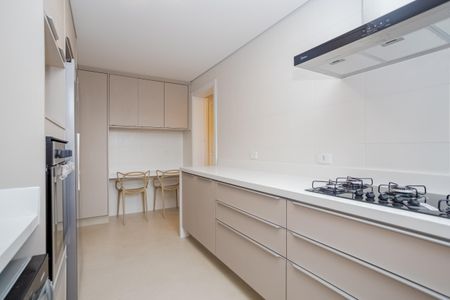 2_photo/94dce390a5.aa09a33271ffc46e-ATLAS-28ae3dc7-7f05-4b63-849c-bc7dcd152a12.jpg de apartamento à venda com 3 quartos, 128m² em Seminário, Curitiba