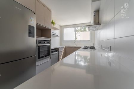 2_photo/94dce390a5.e3fa5b422fcb7fe4-ATLAS-076c2e43-063a-4f00-9a10-49954281b27e.jpg de apartamento à venda com 3 quartos, 128m² em Seminário, Curitiba