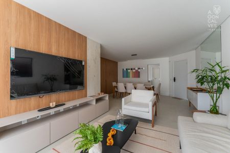 7_photo/94dce390a5.e3fa5b422fcb7fe4-ATLAS-13a4702c-7c3a-4167-bdaa-b3013bc3b77b.jpg de apartamento à venda com 3 quartos, 128m² em Seminário, Curitiba