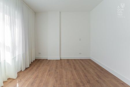 10_photo/94dce390a5.e3fa5b422fcb7fe4-ATLAS-24fbc5e5-3a7d-4cfe-9c56-404e4576c52b.jpg de apartamento à venda com 3 quartos, 128m² em Seminário, Curitiba