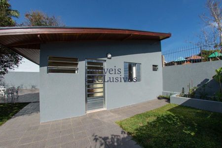 8_photo/94dce39147.82be18ad98973cde-ATLAS-2ed4fe15-dc4c-4511-9fb8-e1e8c29cbcee.jpg de casa à venda com 4 quartos, 349m² em Seminário, Curitiba