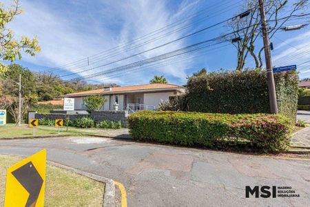 2_photo/94dce3914f.ac3b32f3884e407f-ATLAS-1273ea4d-0e11-4b41-a9e5-ecba92d00737.jpg de casa à venda com 4 quartos, 371m² em Batel, Curitiba