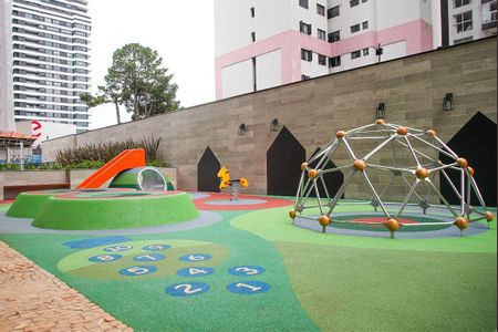 20_photo/94dce39185.49e5f4e107e90c19-ATLAS-8e464c57-e06f-496a-b6b9-24a2c44bdd3e.jpg de apartamento à venda com 3 quartos, 234m² em Batel, Curitiba