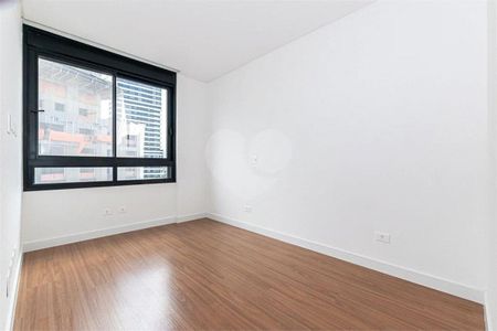 16_photo/94dce3918f.7d01d2ab176dea69-ATLAS-260128ff-8ec7-431b-a76e-bd8a3dcd3c50.jpg de apartamento à venda com 3 quartos, 165m² em Batel, Curitiba