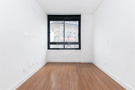 17_photo/94dce3918f.7d01d2ab176dea69-ATLAS-eaa70065-c454-4d89-bc45-ec92f2a2e0d7.jpg de apartamento à venda com 3 quartos, 165m² em Batel, Curitiba