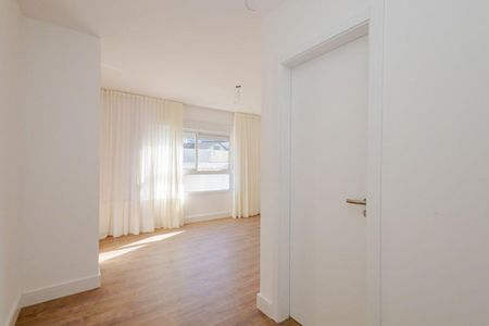 47_photo/94dce391d9.23351eba74f1df34-ATLAS-5b950cc6-22c2-4b78-8660-8d3c2ca52aaf.jpg de apartamento à venda com 3 quartos, 128m² em Batel, Curitiba