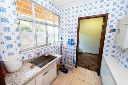 2_photo/94dce3925d.49c40a4e0c1b1036-ATLAS-203a0e15-8958-4e9f-99e4-4ecbbe2a4eab.jpg de casa à venda com 3 quartos, 198m² em Batel, Curitiba