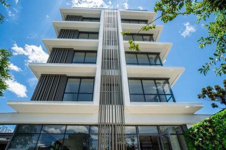 17_photo/94dce3926b.7105c44aa3001f4d-ATLAS-a6ae62bf-aaa2-44cf-a47e-63f79b1f1fb6.jpg de apartamento à venda com 3 quartos, 181m² em Batel, Curitiba