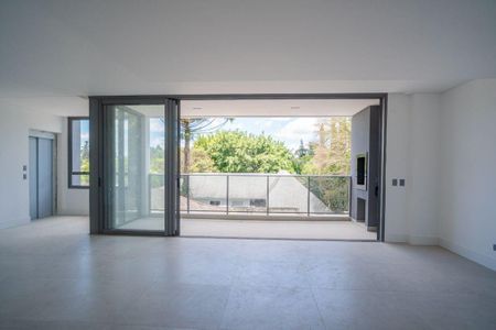 5_photo/94dce3926b.7105c44aa3001f4d-ATLAS-e21ca3c3-6ee6-4157-a91a-dd034bb91aeb.jpg de apartamento à venda com 3 quartos, 181m² em Batel, Curitiba