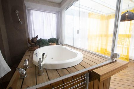 12_photo/94dce3927b.c7048a8dc0618162-ATLAS-7c94edfb-08c8-4f9f-a792-d7d9bf1f70bb.jpg de apartamento à venda com 2 quartos, 80m² em Bigorrilho, Curitiba