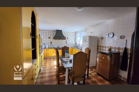 12_photo/94dce393c3.44002281f4ca9e1d-ATLAS-e3f3bb95-17e2-462a-b87d-682944599a2b.jpg de casa à venda com 4 quartos, 333m² em Batel, Curitiba