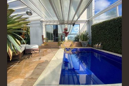 11_photo/94dce39455.60978ffcad3ca4e7-ATLAS-57c03beb-09cc-4e3f-9355-3a607022cf6a.jpg de casa à venda com 3 quartos, 350m² em Centro, Curitiba