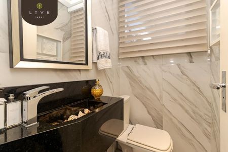 3_photo/94dce395a9.2a774ece37cbfa00-ATLAS-1dd04daa-1ff3-415e-b135-d84108b567c1.jpg de casa à venda com 3 quartos, 326m² em Centro, Curitiba