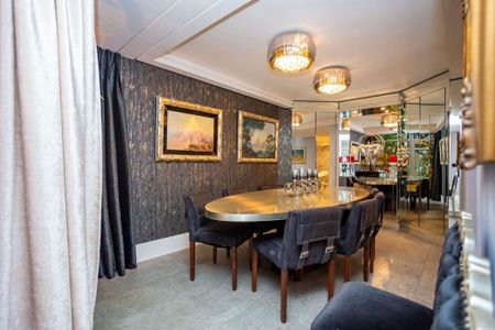 6_photo/94dce395a9.2a774ece37cbfa00-ATLAS-1e4b348d-5fec-4e5d-8a26-1a7b180fdab0.jpg de casa à venda com 3 quartos, 326m² em Centro, Curitiba