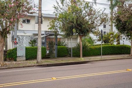 3_photo/94dce395a9.2a774ece37cbfa00-ATLAS-8f8252f3-672b-4842-85fc-9dbc3e229d22.jpg de casa à venda com 3 quartos, 326m² em Centro, Curitiba