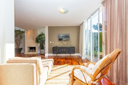 3_photo/94dce395b1.32872093cee71a99-ATLAS-1c66e0a3-9dd6-4cc0-8dba-b45a2fec90f9.jpg de casa à venda com 7 quartos, 400m² em Batel, Curitiba