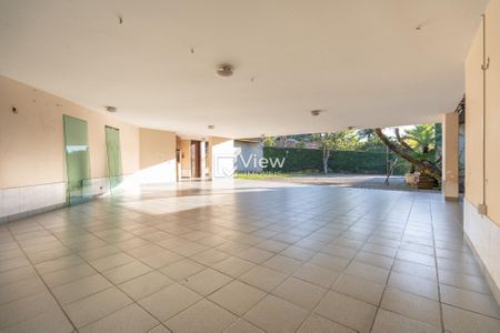 9_photo/94dce39659.0f6a0b78760eb162-ATLAS-2fe698a5-0d74-48c4-be10-d8032a8a8d17.jpg de casa à venda com 5 quartos, 411m² em Seminário, Curitiba