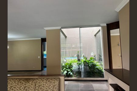 5_photo/94dce3965f.4e4cf78d9910fb8f-ATLAS-11bc1b27-7259-470a-bca9-62031cb42439.jpg de casa à venda com 5 quartos, 411m² em Batel, Curitiba