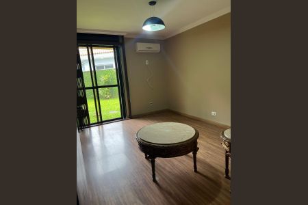 34_photo/94dce3965f.4e4cf78d9910fb8f-ATLAS-b17ee264-e4a1-4231-ae7d-1b1e5e5796db.jpg de casa à venda com 5 quartos, 411m² em Batel, Curitiba