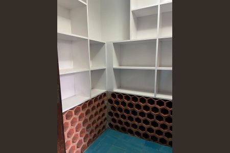 14_photo/94dce3965f.4e4cf78d9910fb8f-ATLAS-f967b059-e842-43c3-a4a2-85c8e9491c05.jpg de casa à venda com 5 quartos, 411m² em Batel, Curitiba