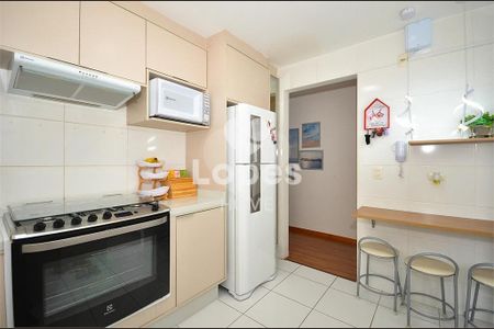 8_photo/94dce3979f.2f15d505e37c7ac5-ATLAS-9c4e87d2-ee55-4b25-9aa4-f85dfcfbf782.jpg de apartamento à venda com 2 quartos, 81m² em Seminário, Curitiba