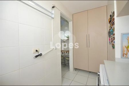 11_photo/94dce3979f.2f15d505e37c7ac5-ATLAS-d99b742b-cd94-4e58-8686-514e7d3469a5.jpg de apartamento à venda com 2 quartos, 81m² em Seminário, Curitiba