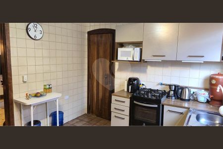 26_photo/94dce3986f.93b8fa184532727f-ATLAS-5cd417b4-dcf7-48a2-87cb-e4c7ef2ee7e9.jpg de casa à venda com 2 quartos, 187m² em Seminário, Curitiba