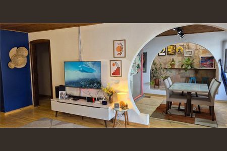 25_photo/94dce3986f.93b8fa184532727f-ATLAS-c923751b-0edd-42c3-861a-3ea034f687e8.jpg de casa à venda com 2 quartos, 187m² em Seminário, Curitiba