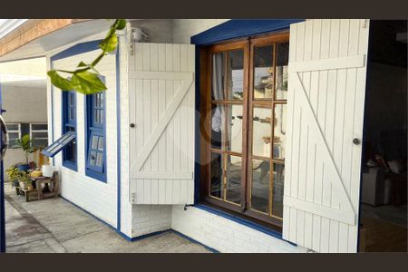 35_photo/94dce3986f.93b8fa184532727f-ATLAS-cfe33d04-f583-4c8e-bbb9-4e849916a889.jpg de casa à venda com 2 quartos, 187m² em Seminário, Curitiba