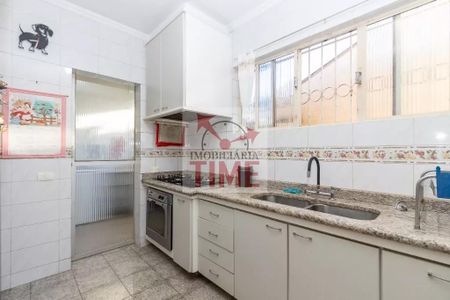 12_photo/94dce398a3.2f15d505e37c7ac5-ATLAS-a746484b-de8d-4c89-8f45-61fb9b85474f.jpg de casa à venda com 4 quartos, 264m² em Santa Quiteria, Curitiba