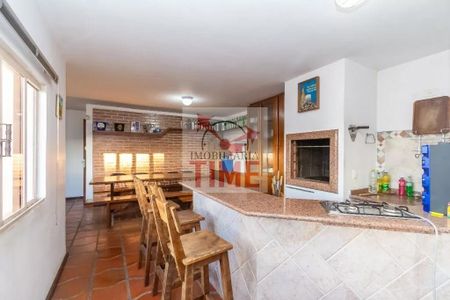 43_photo/94dce398a3.2f15d505e37c7ac5-ATLAS-c0f18077-0267-4bfe-91fc-42ef48d65d12.jpg de casa à venda com 4 quartos, 264m² em Santa Quiteria, Curitiba