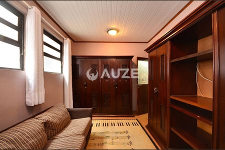 10_photo/94dce39943.33be841ea644c858-ATLAS-6a4ba7d4-c26b-4686-89b9-0dd3f2d31b2c.jpg de casa à venda com 5 quartos, 190m² em Seminário, Curitiba