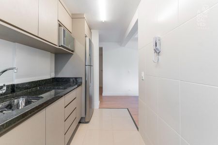 8_photo/94dce399c1.ff626ec6c5f2fb32-ATLAS-a8558fe8-3786-4c32-b9da-846aa0ddff9c.jpg de apartamento à venda com 2 quartos, 73m² em Seminário, Curitiba