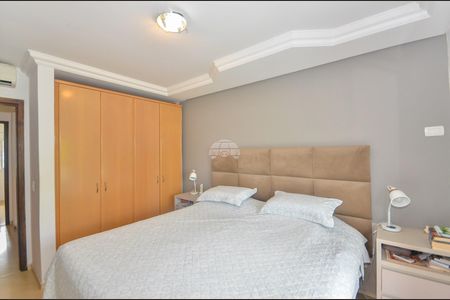 5_photo/94dce39a47.a92b4b06350bfbab-ATLAS-2b1e0013-e6c4-4adf-ad86-4f9294ce3c8a.jpg de casa à venda com 5 quartos, 241m² em Seminário, Curitiba