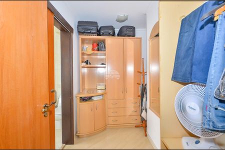 8_photo/94dce39a47.a92b4b06350bfbab-ATLAS-40408d9d-2c6f-4262-8acb-d4e59663727b.jpg de casa à venda com 5 quartos, 241m² em Seminário, Curitiba