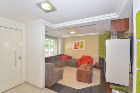 3_photo/94dce39a47.a92b4b06350bfbab-ATLAS-6fda3340-005a-4c97-a0aa-7d26751065a9.jpg de casa à venda com 5 quartos, 241m² em Seminário, Curitiba