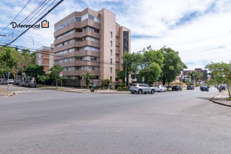 9_photo/94dce39aa7.3dd4b6242aa1d2d3-ATLAS-61c878ab-169b-4072-9107-014e07c9988f.jpg de apartamento à venda com 4 quartos, 411m² em Água Verde, Curitiba