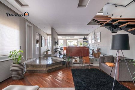 2_photo/94dce39aa7.3dd4b6242aa1d2d3-ATLAS-d75b62d0-e87a-4ab2-944d-582dd5390568.jpg de apartamento à venda com 4 quartos, 411m² em Água Verde, Curitiba