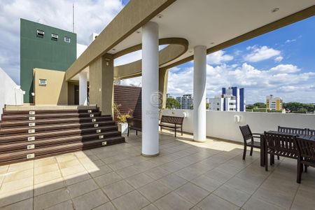 20_photo/94dce39ae1.bc58a5319a730822-ATLAS-6709157d-e973-4610-bdda-33b77fc49d11.jpg de apartamento à venda com 2 quartos, 49m² em Rebouças, Curitiba