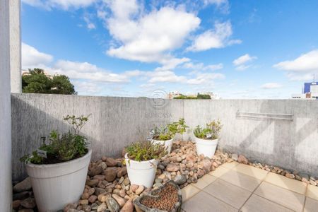 32_photo/94dce39ae1.bc58a5319a730822-ATLAS-b80ee97f-e136-44ba-bb93-7efc1caa1511.jpg de apartamento à venda com 2 quartos, 49m² em Rebouças, Curitiba