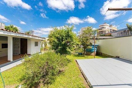 47_photo/94dce39b07.414164b24003628c-ATLAS-7a773472-c9a0-426e-b46c-fd51ef77d6c6.jpg de casa à venda com 5 quartos, 374m² em Seminário, Curitiba