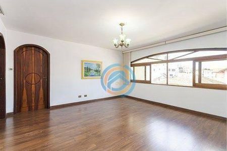 24_photo/94dce39b07.414164b24003628c-ATLAS-8e65d23b-b76b-468e-8502-36eb6d067eec.jpg de casa à venda com 5 quartos, 375m² em Seminário, Curitiba